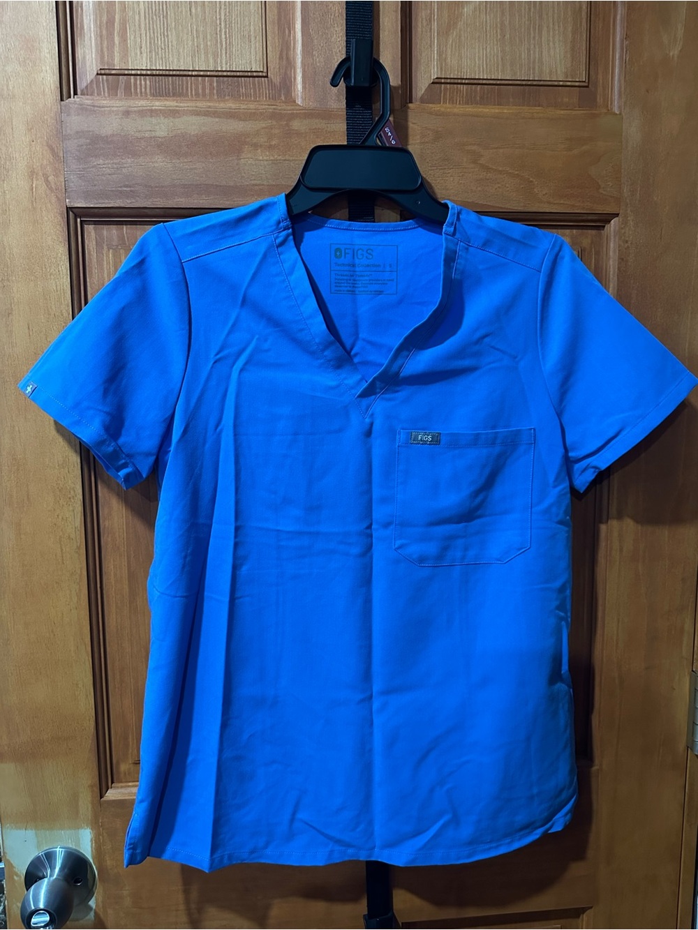 ceil blue figs top